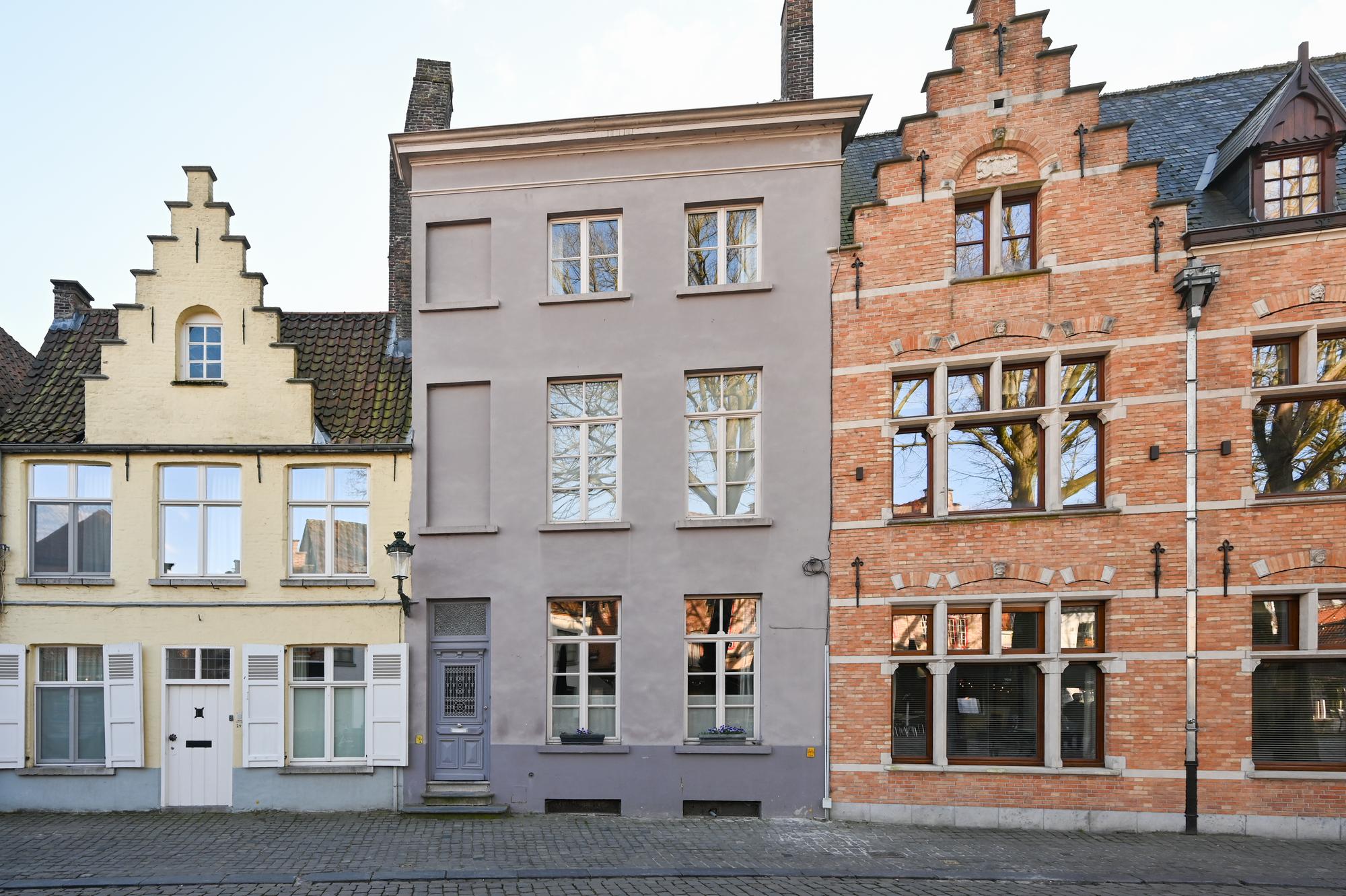 Uitzonderlijke herenwoning op toplocatie in hartje Brugge
