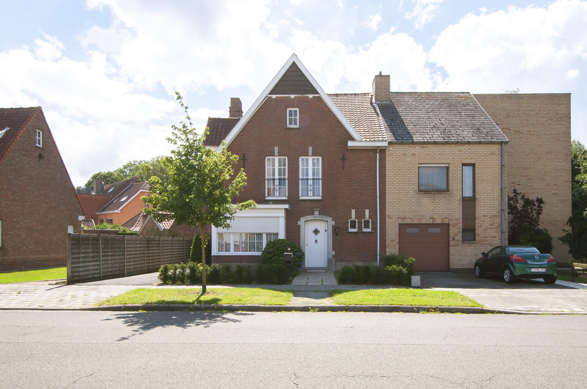 halfopen woning met charme in casenbrootlaan sint-michiels 